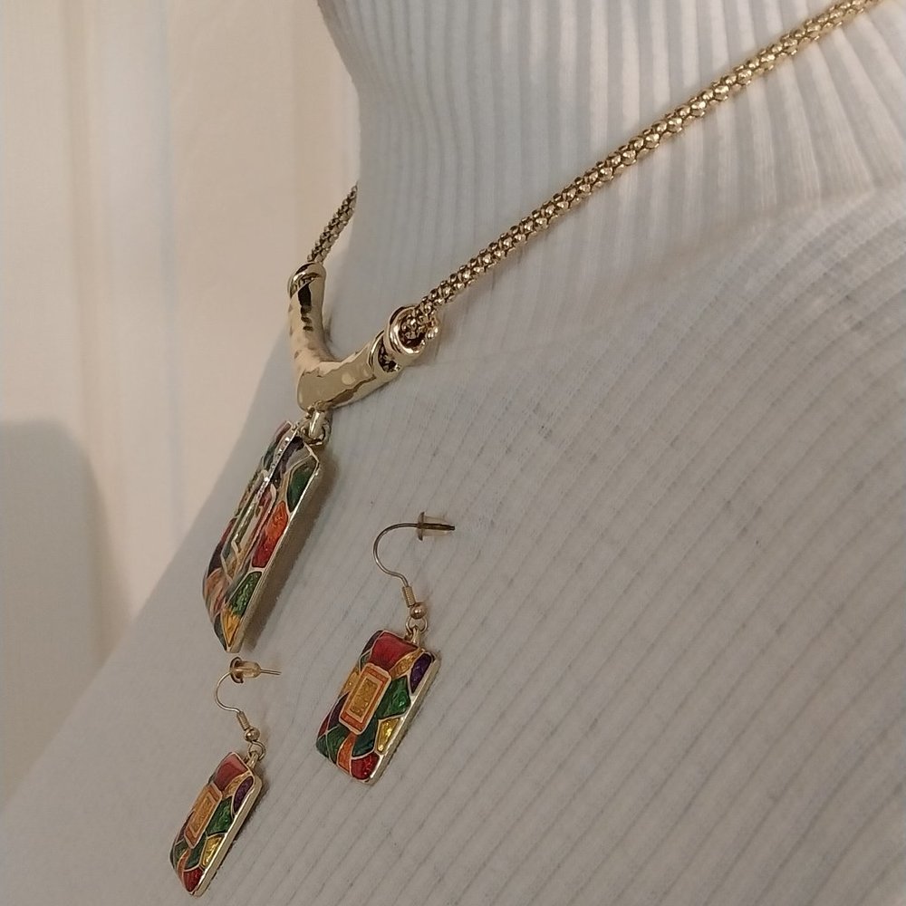 2956 Two Necklace with Earrings Lot - Picture 12 of 12